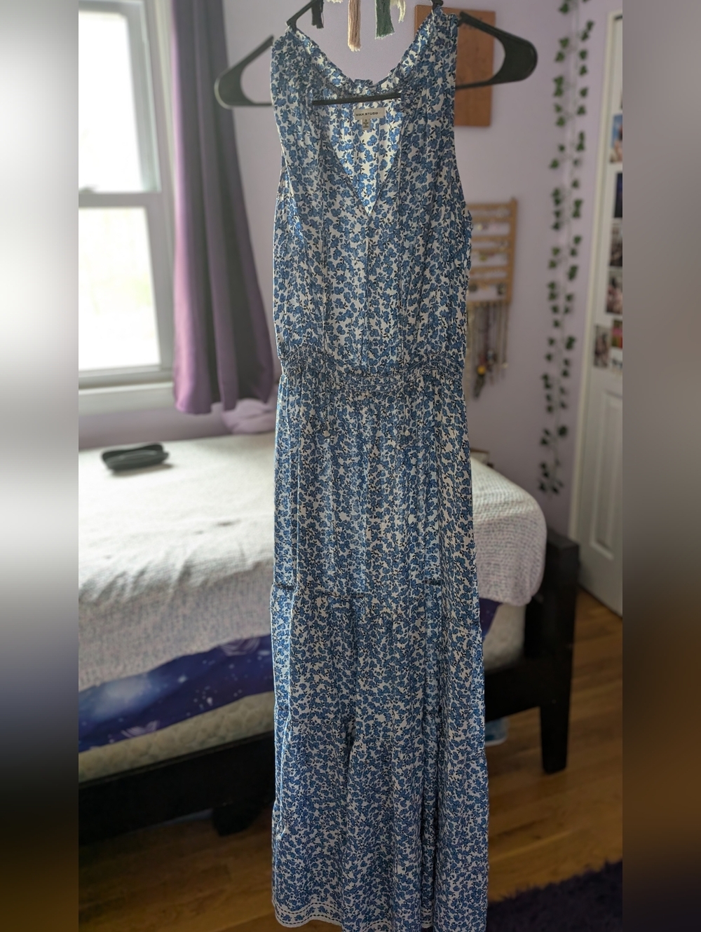 Blue Floral V-Neck Sleeveless Maxi Dress